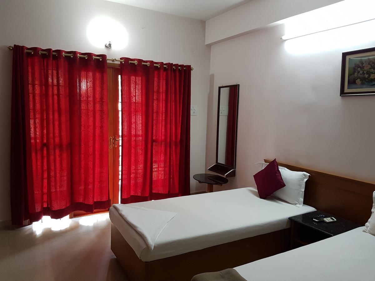 Bed and Breakfast Orchid Serenity Ченнаи Экстерьер фото
